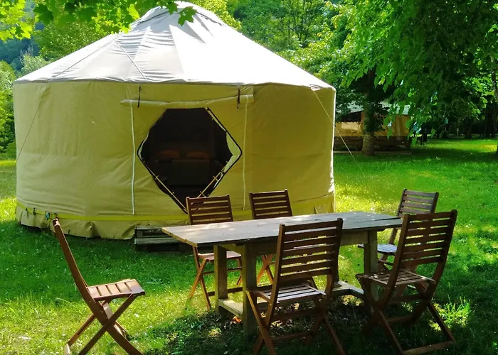 Tentes Canadienne - Camping Des Trois Rivieres